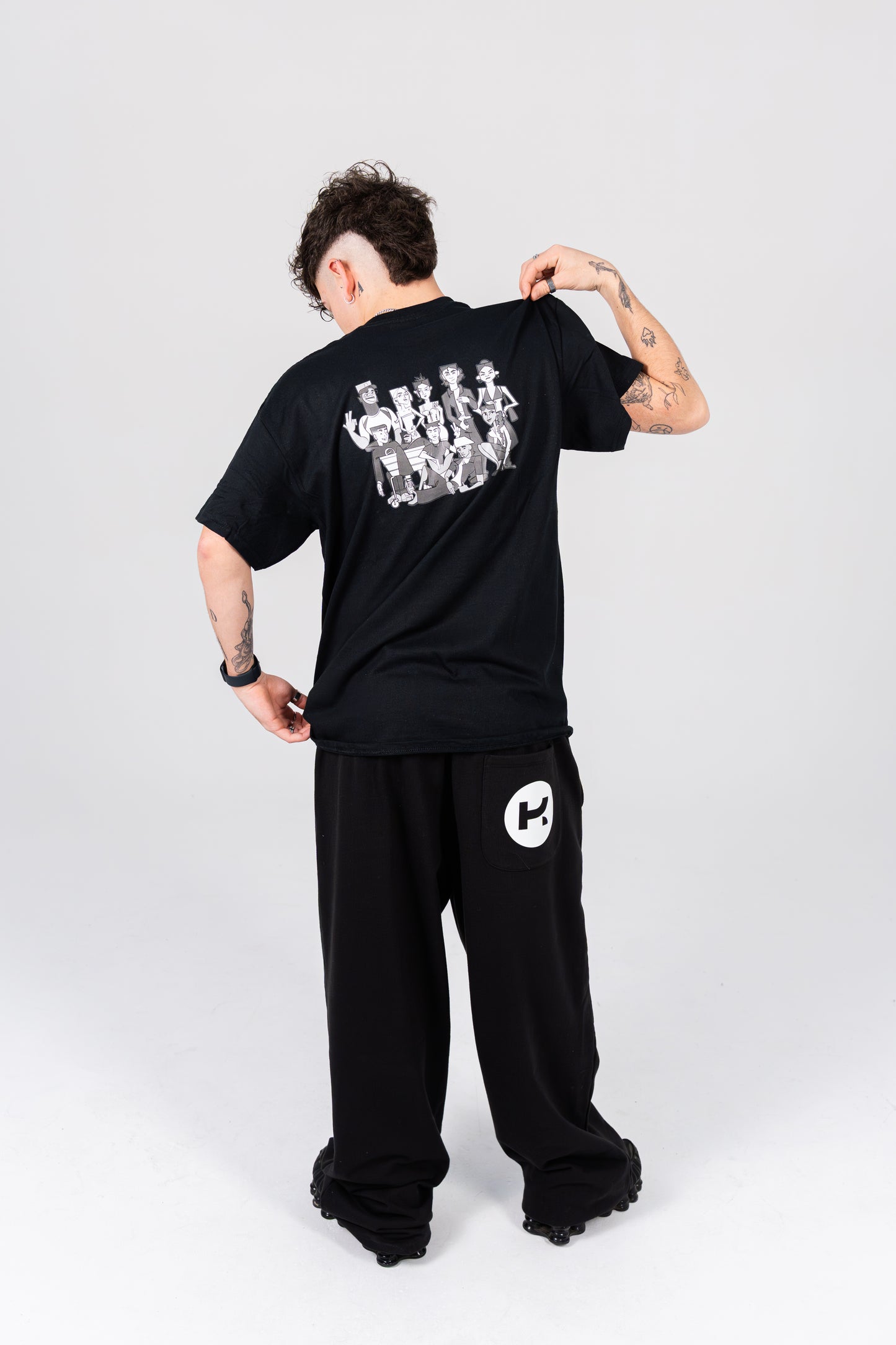 CAMISETA THE MOVEMENT NEGRA